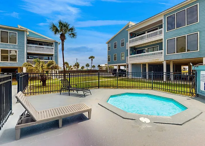 Cheerful With Shared Pool Pier And Access
