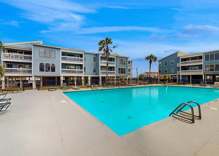 Cheerful With Shared Pool Pier And Access Holiday home Gulf Shores