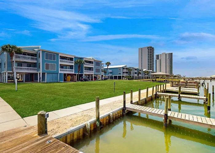Cheerful With Shared Pool Pier And Access Holiday home *