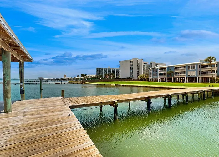 Cheerful With Shared Pool Pier And Access *
