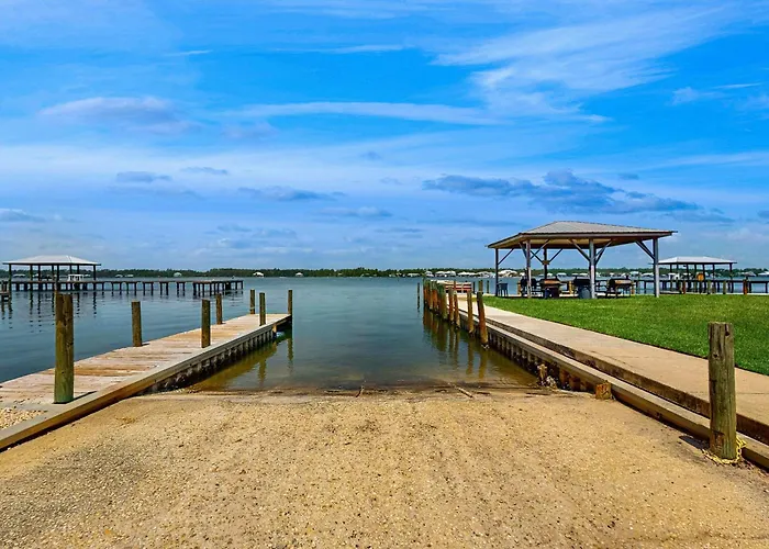 Cheerful With Shared Pool Pier And Access Holiday home *